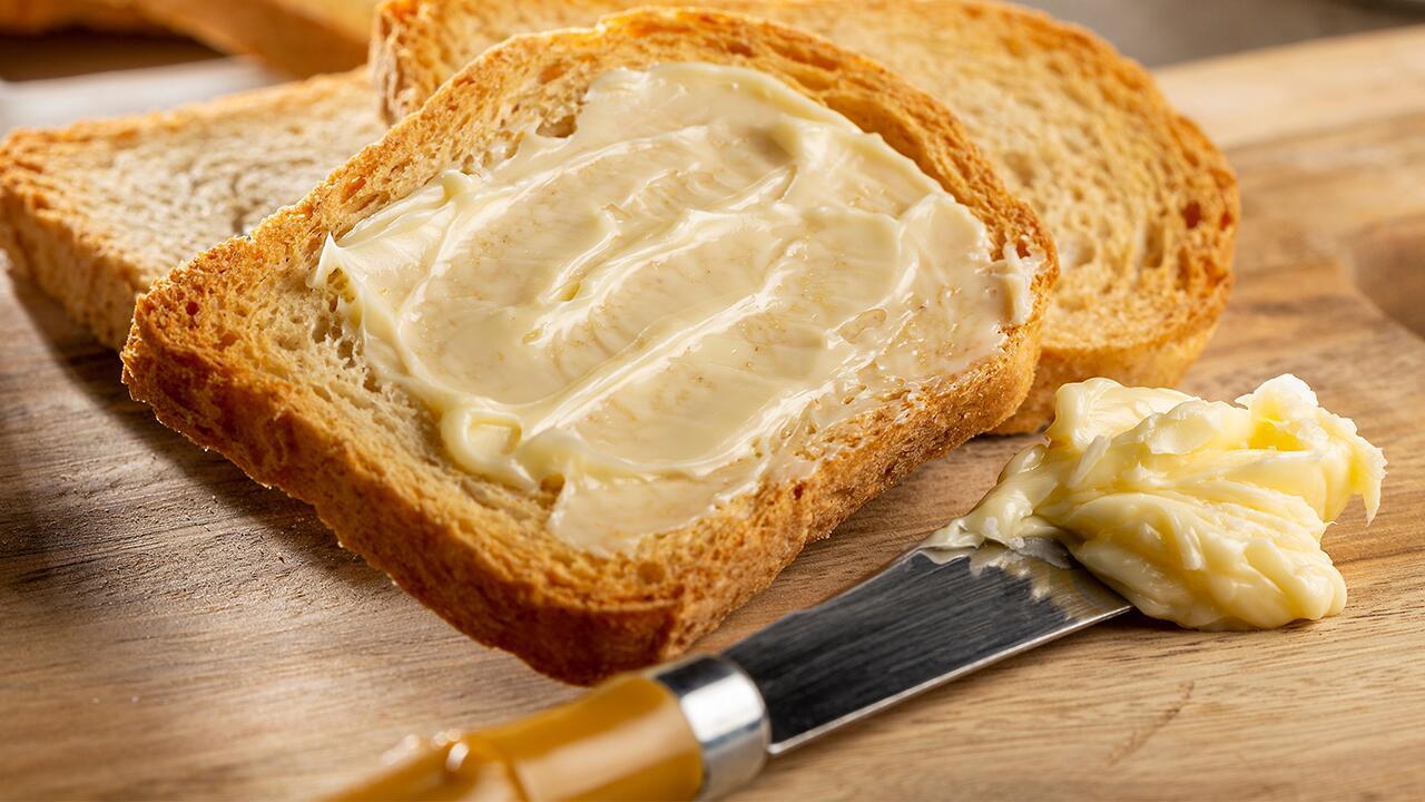 Margarine im Test: Nur eine überzeugt – viele mit Mineralöl verunreinigt Margarine im Test: Nur eine überzeugt – viele mit Mineralöl verunreinigt