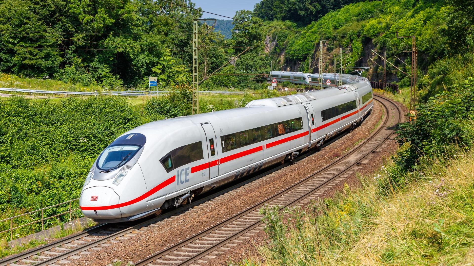 Ab Sonntag teurer: Bahn schafft Familienreservierung ab Ab Sonntag teurer: Bahn schafft Familienreservierung ab