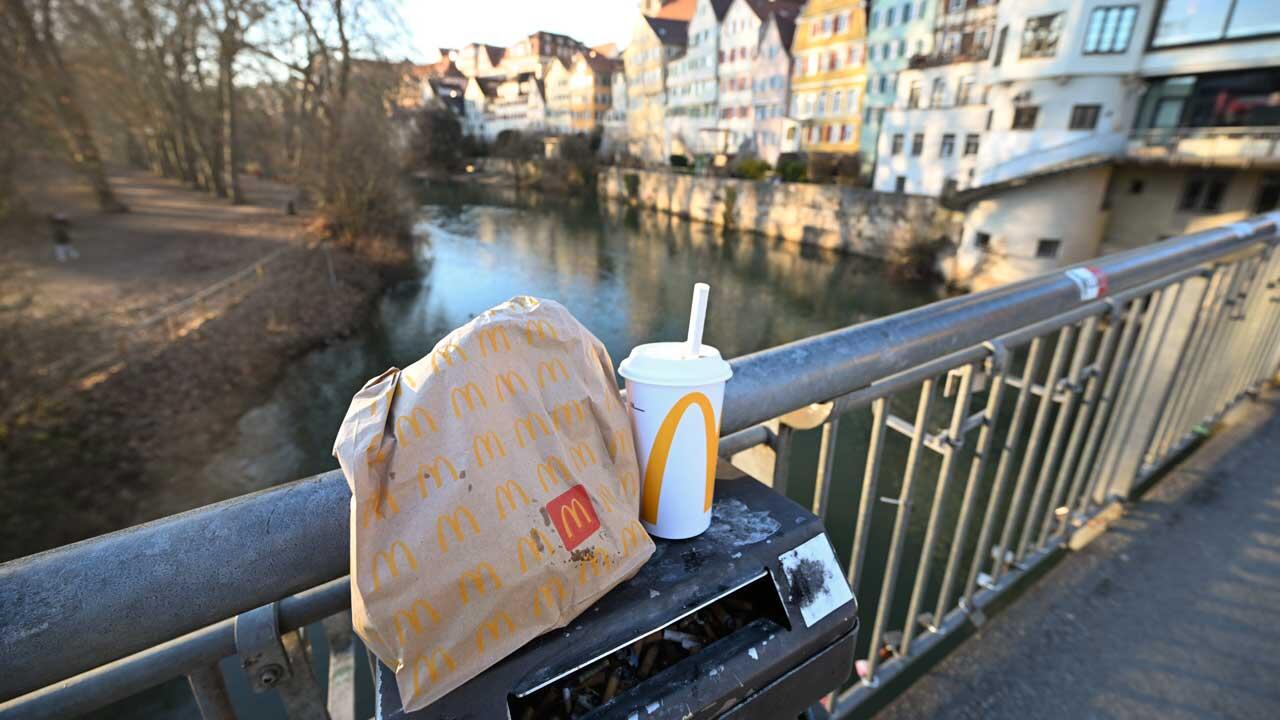 Urteil zu Verpackungssteuer in Tübingen: Experten vermuten, dass weitere Städte folgen