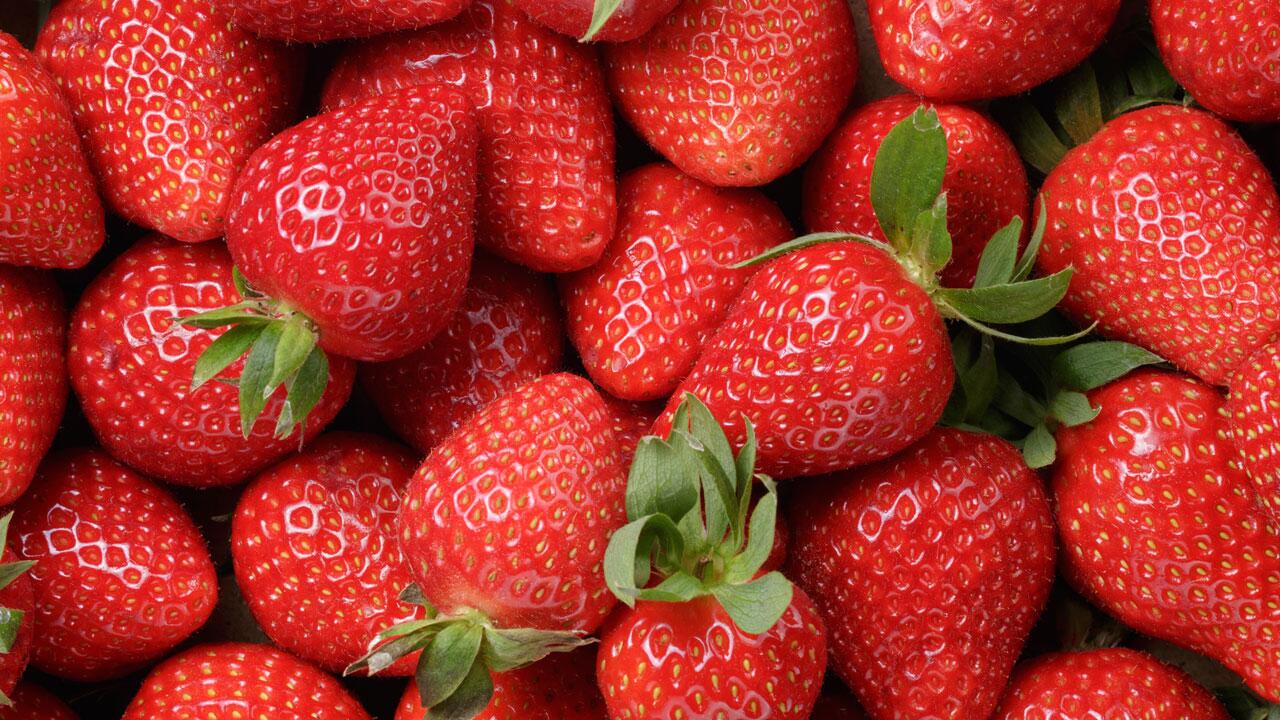 Erdbeeren einfrieren: So einfach verlängern Sie die Erdbeerzeit