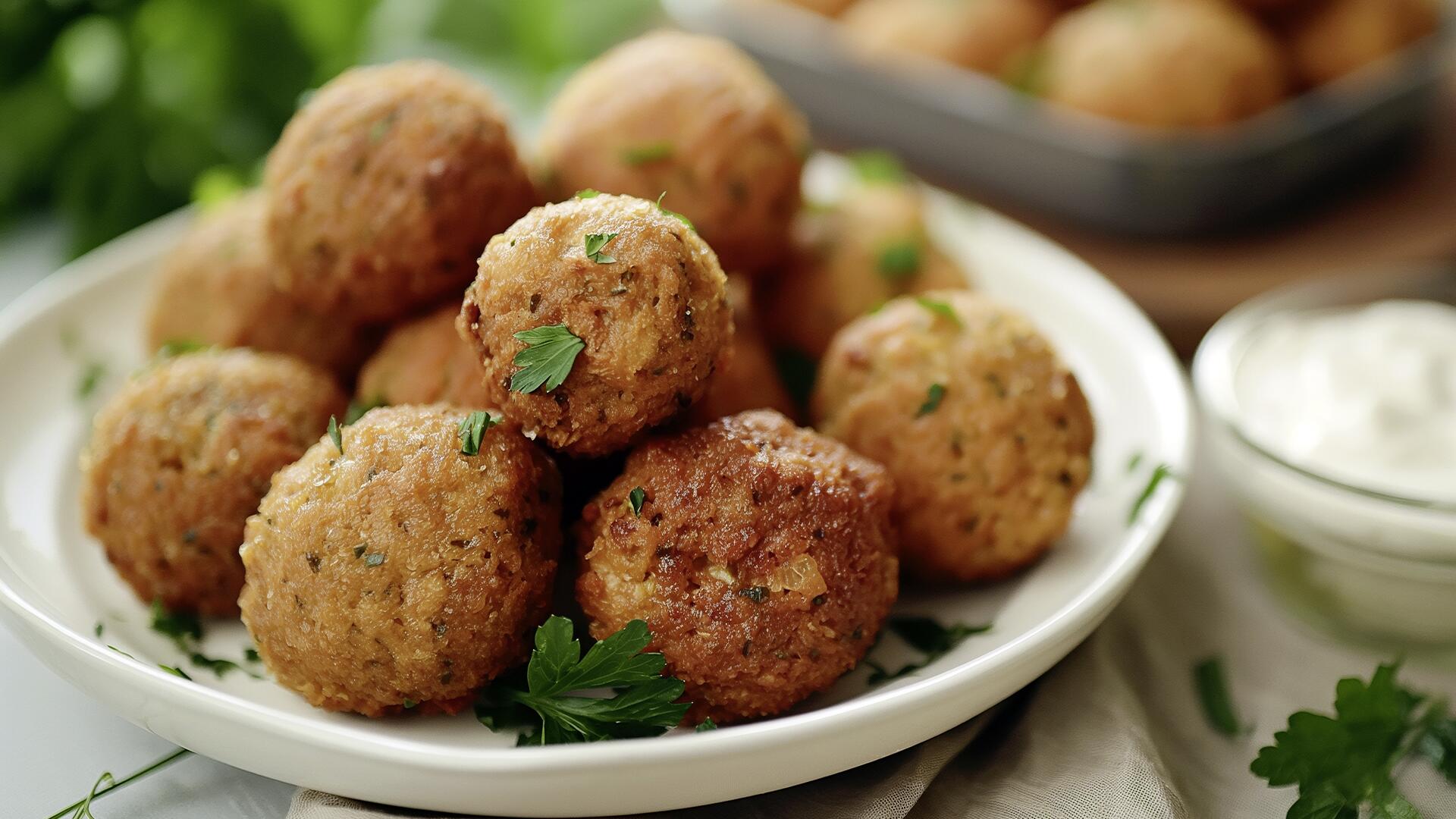 Falafeln im Test: Falafeln sind ein schneller veganer Snack. 