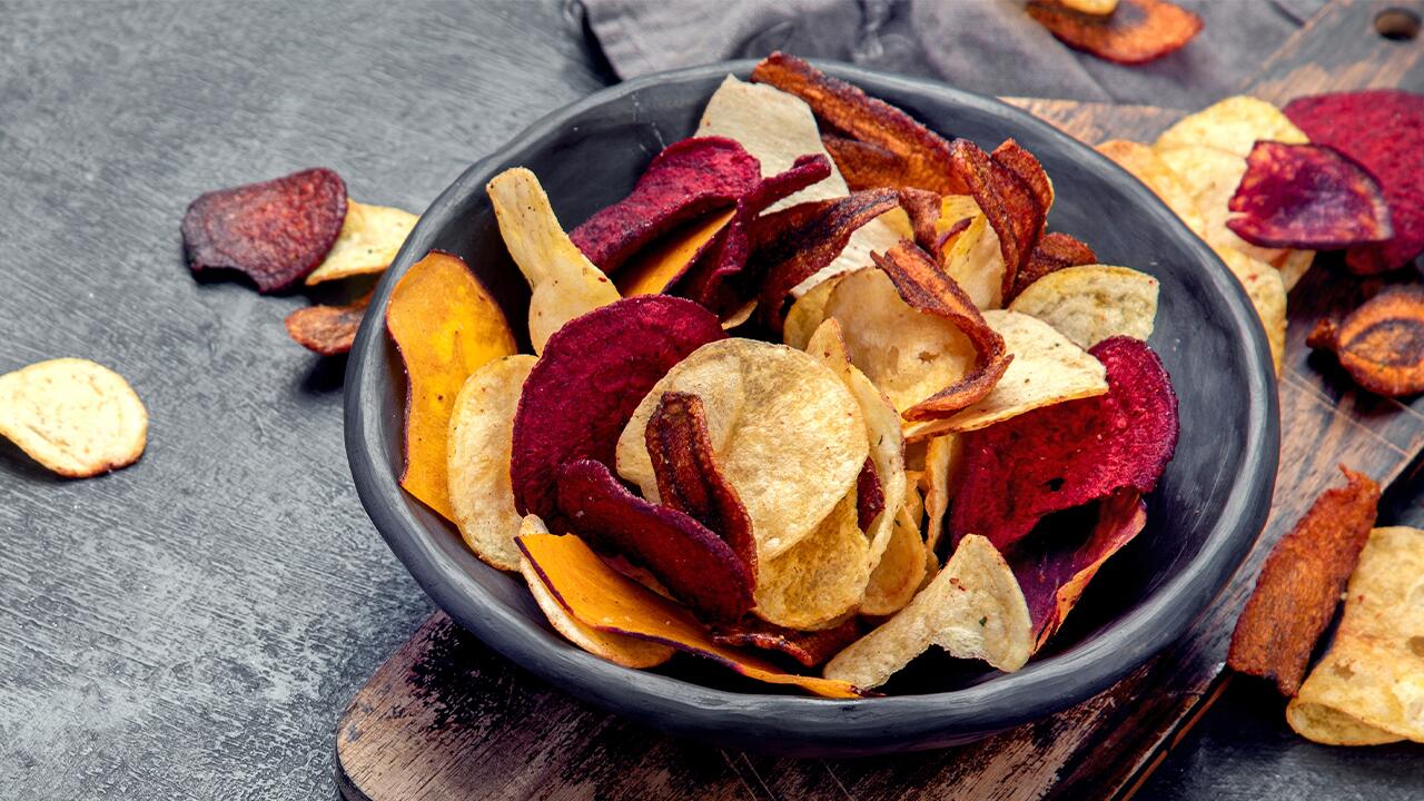 Gemüsechips: Genauso ungesund wie Kartoffelchips, doch mit viel mehr Acrylamid