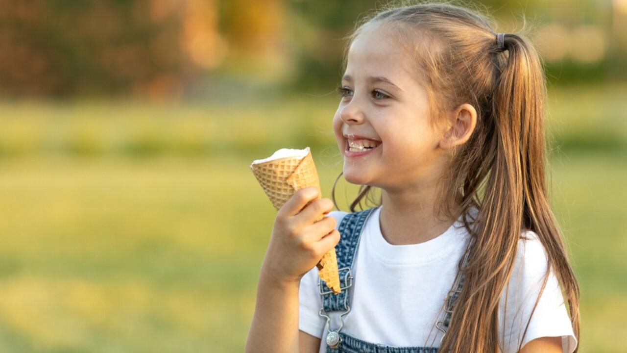 Kinder essen einer Studie zufolge zu viele Süßigkeiten.