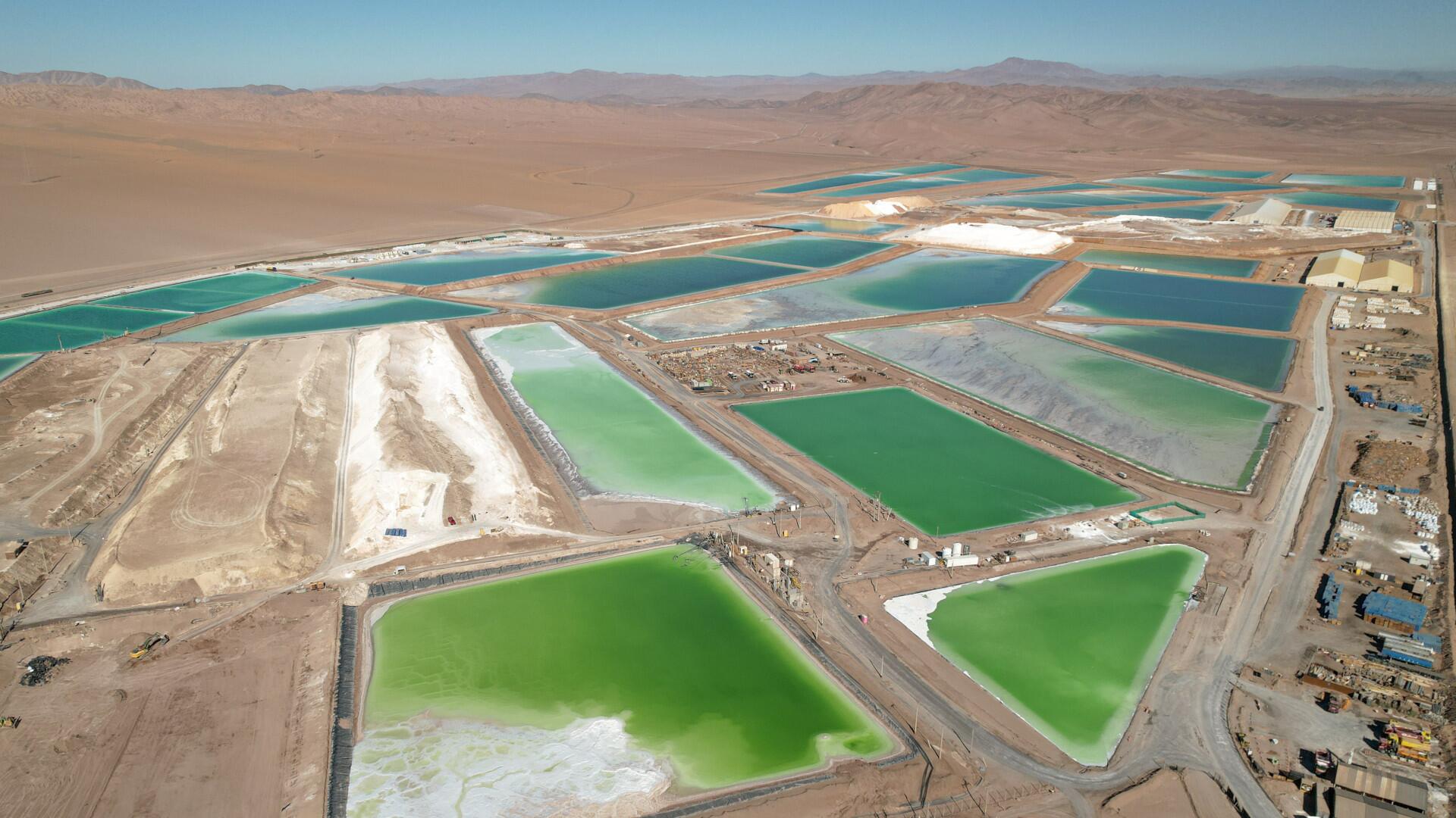 Wichtig für Smartphones und E-Autos: Wird Lithium knapp? Wichtig für Smartphones und E-Autos: Wird Lithium knapp?