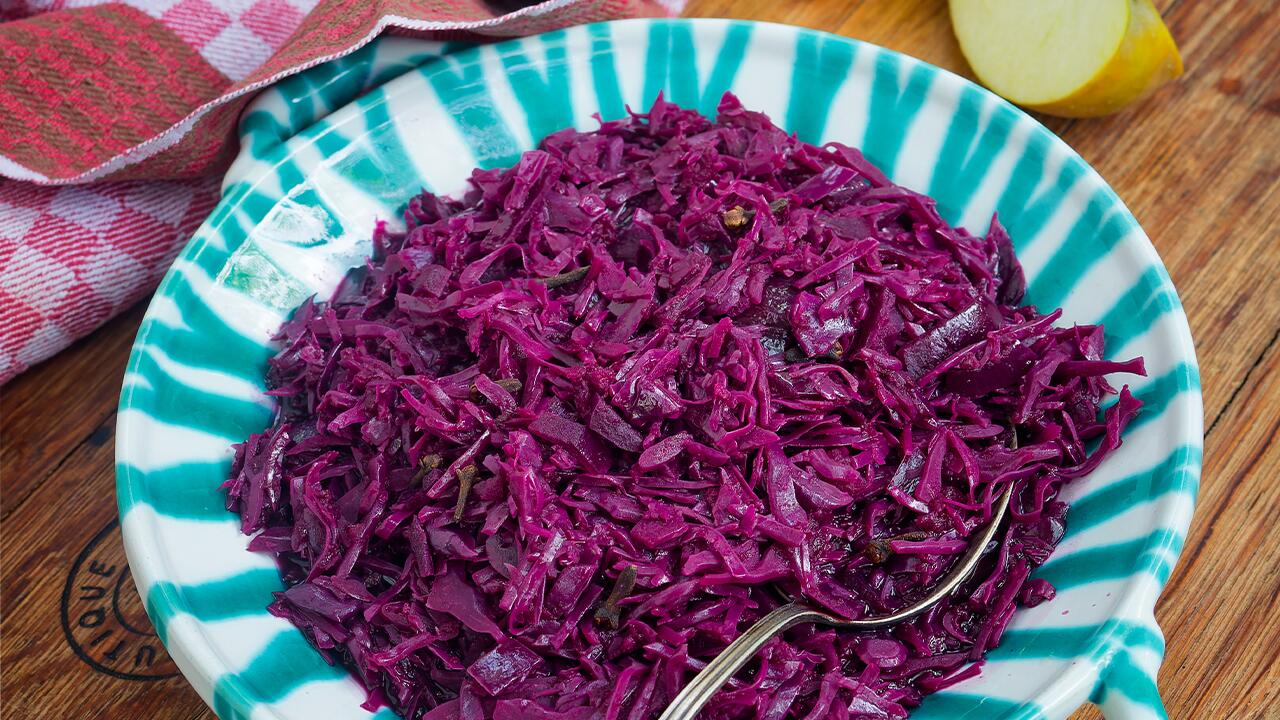 Rotkohl ist voller Vitamine. 