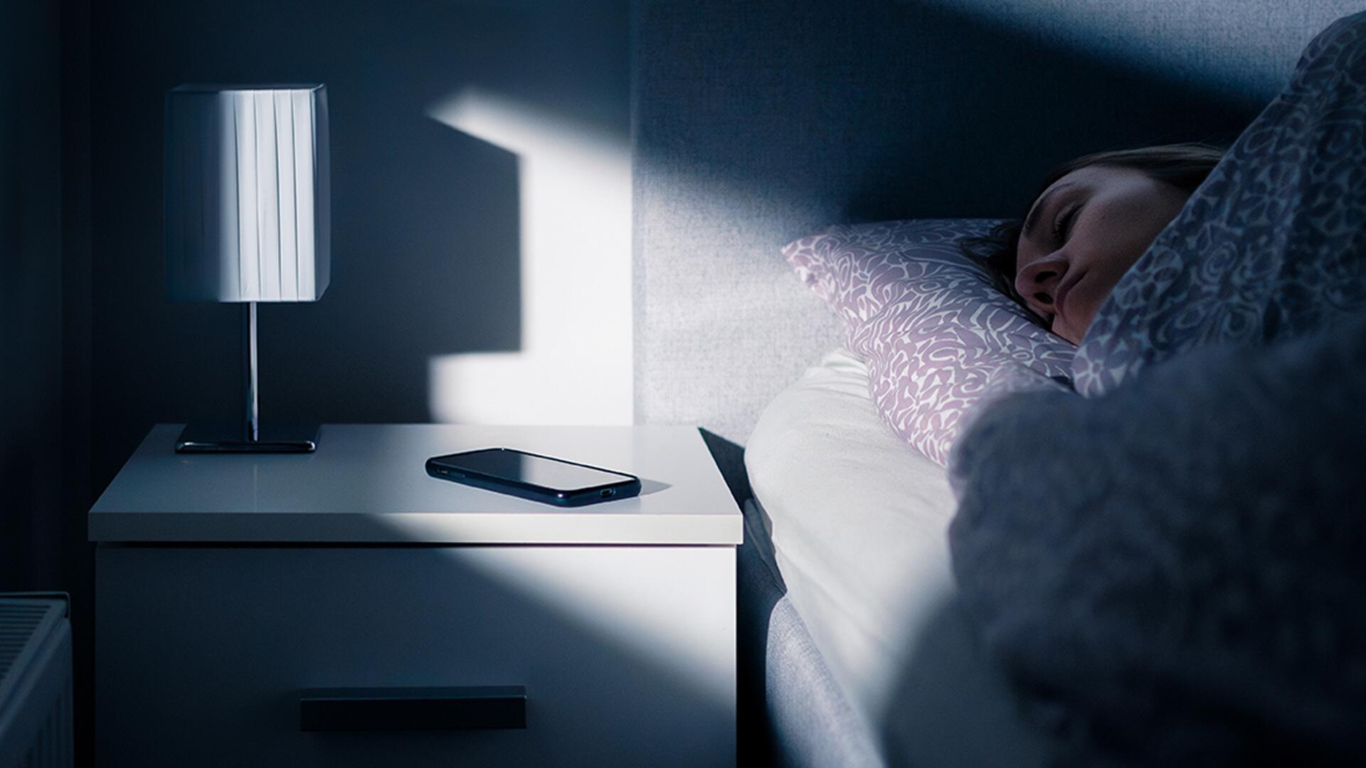 Wie uns die Klimakrise schlechter schlafen lässt – Tipps zum Einschlafen Wie uns die Klimakrise schlechter schlafen lässt – Tipps zum Einschlafen