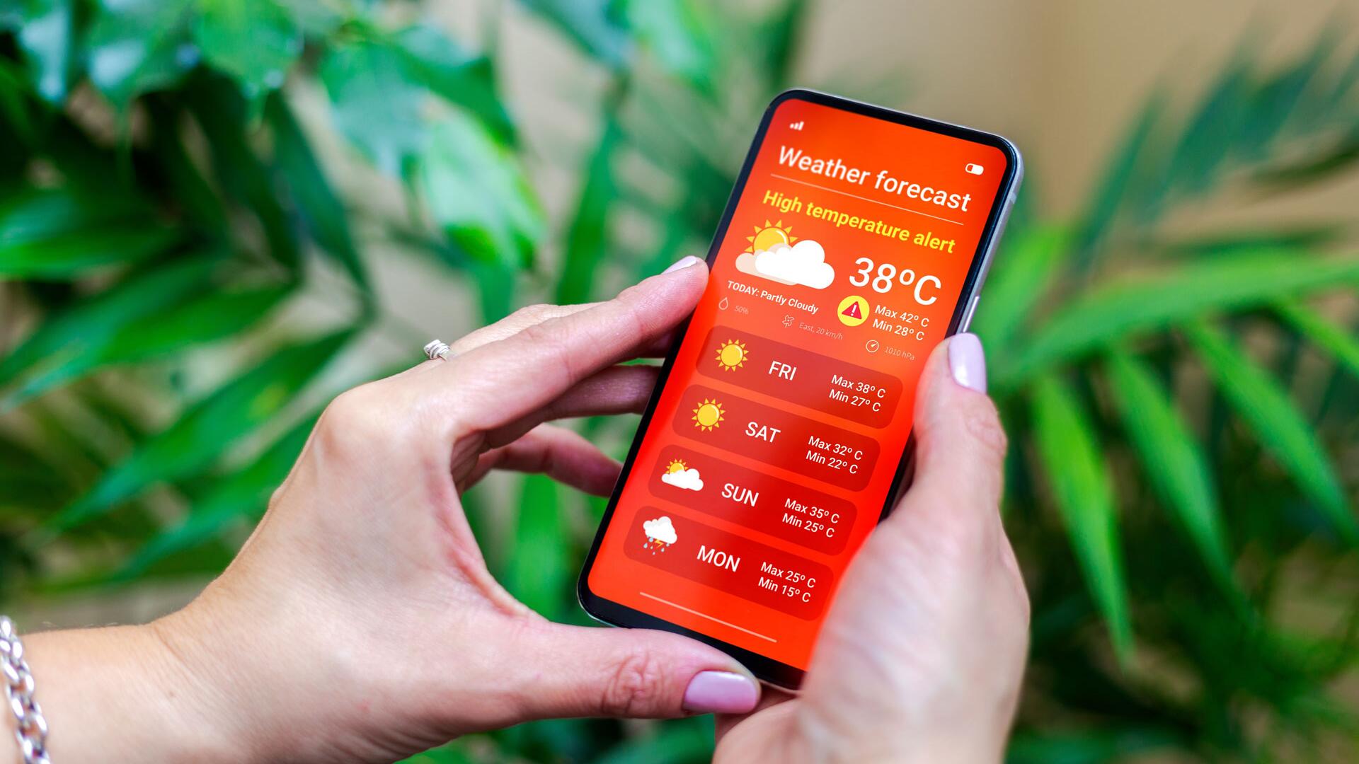 Handy bei Hitze schützen – praktische Tipps für heiße Sommertage Handy bei Hitze schützen – praktische Tipps für heiße Sommertage
