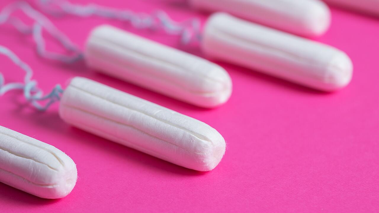 Stecken auch in Deutschland Schwermetalle in Tampons? Wir haben Tampons, die auf dem deutschen Markt erhältlich sind, auf Schwermetalle untersuchen lassen.