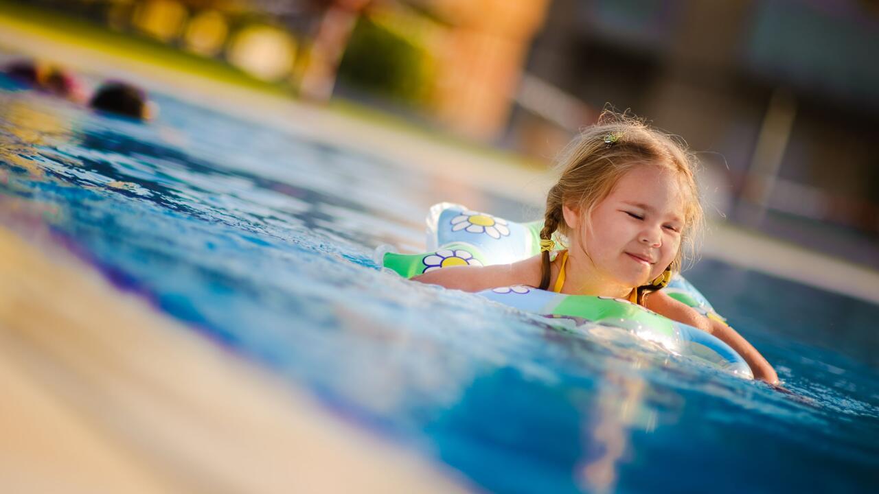 Viele Kinder-Schwimmhilfen sind mangelhaft gekennzeichnet