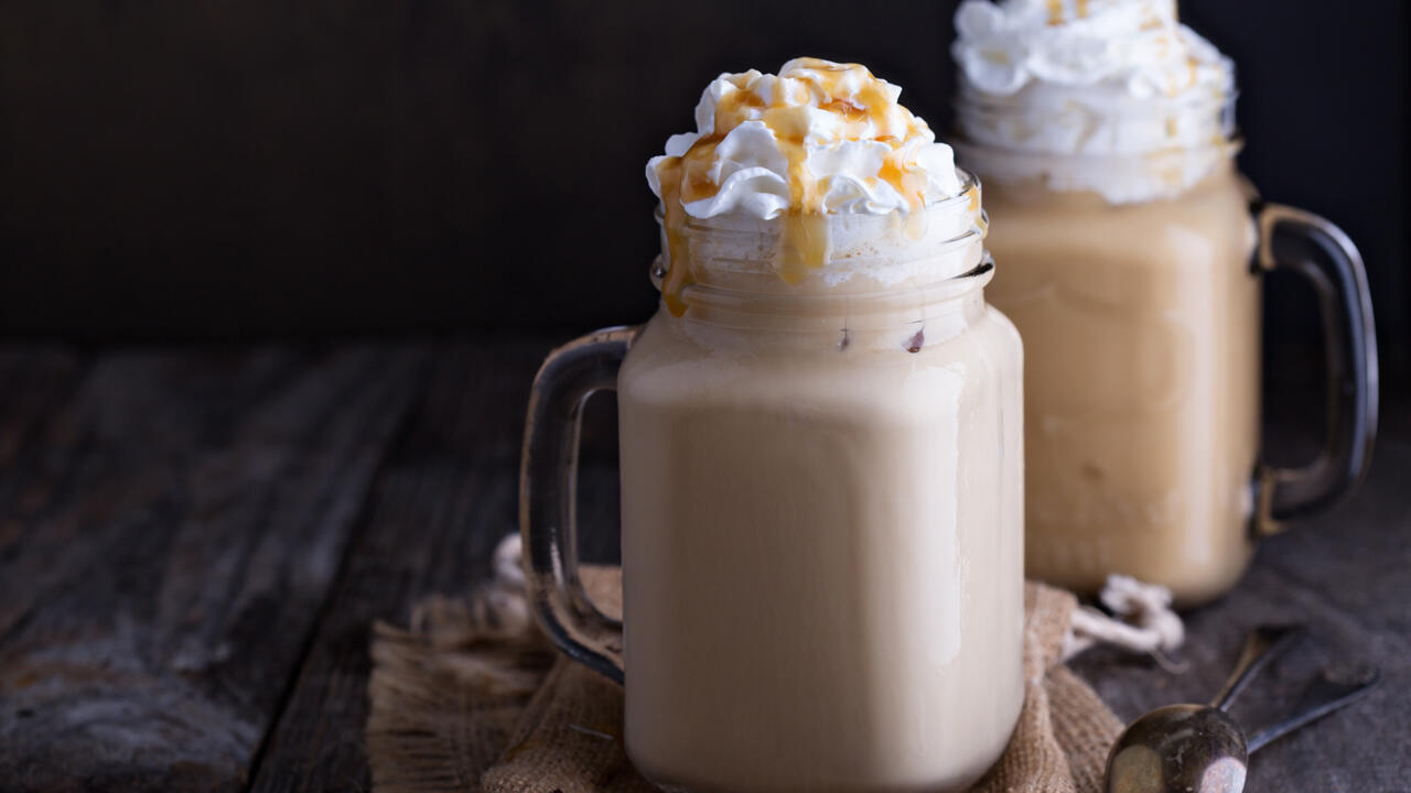 Der Karamell-Eiskaffee ist der Eiskaffee mit dem besonderen Etwas.