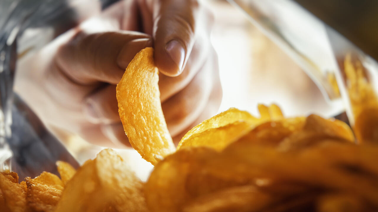 Acrylamid steckt unter anderem auch in Kartoffelchips.