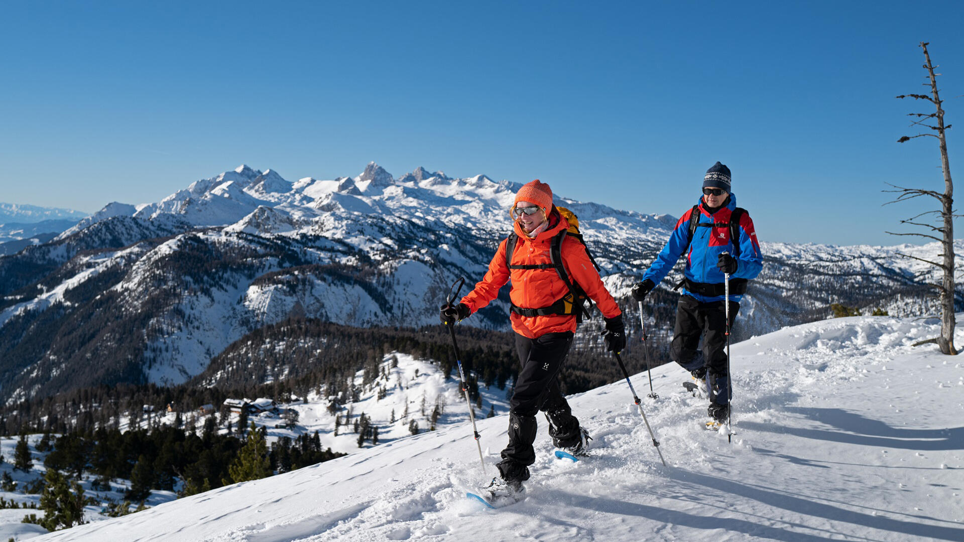 Vier "Winterwanderdörfer" in Österreich locken mit idyllischen Panoramen.