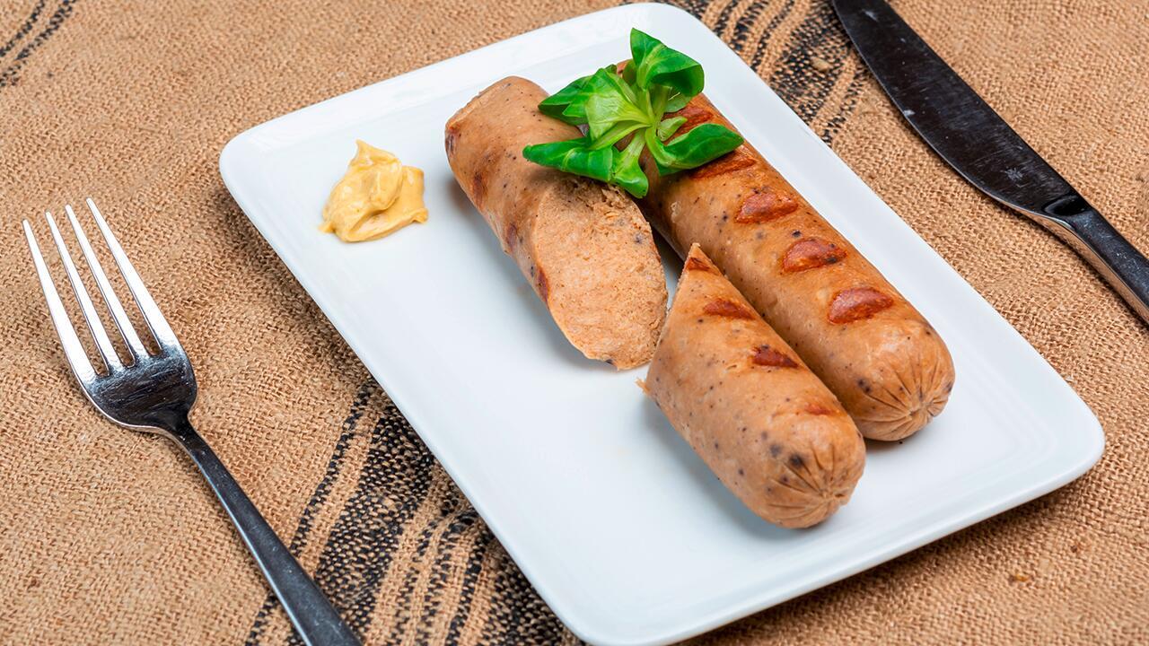 Vegane Bratwurst im Test: "Sehr gut" oder "gut" für 7 von 19 Würstchen