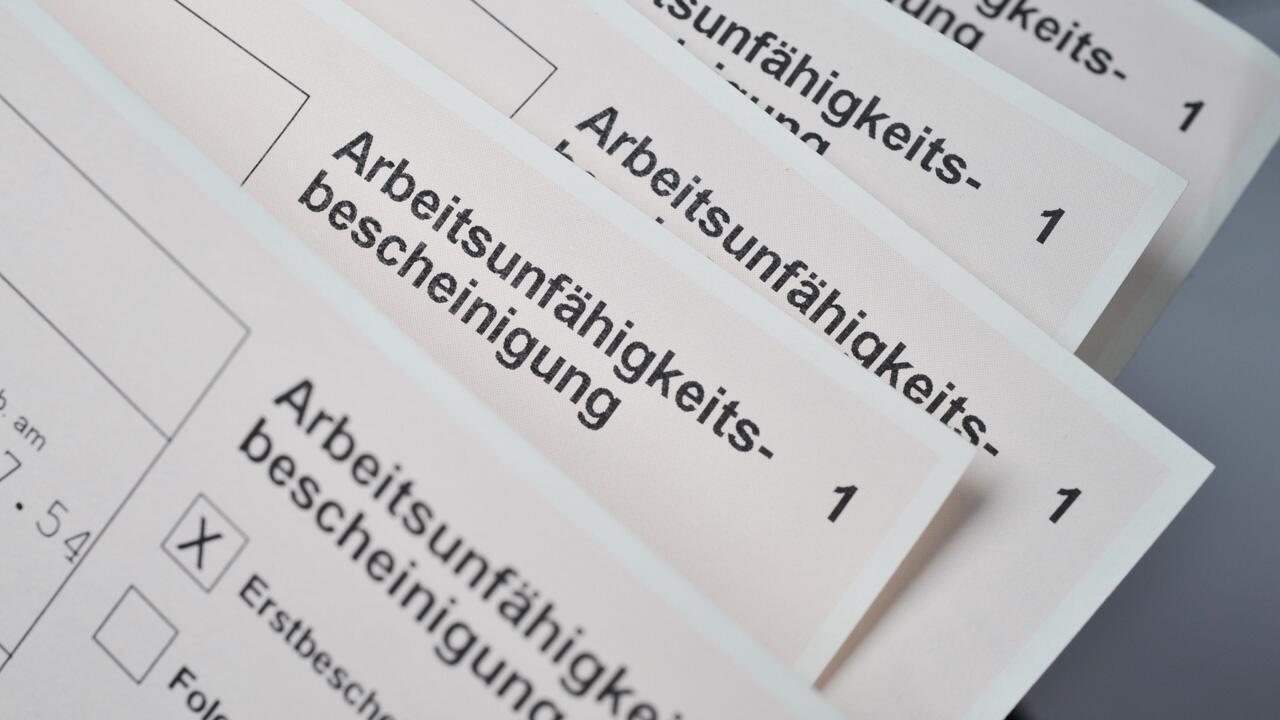 Wann der Arbeitgeber die Krankschreibung prüfen lassen darf