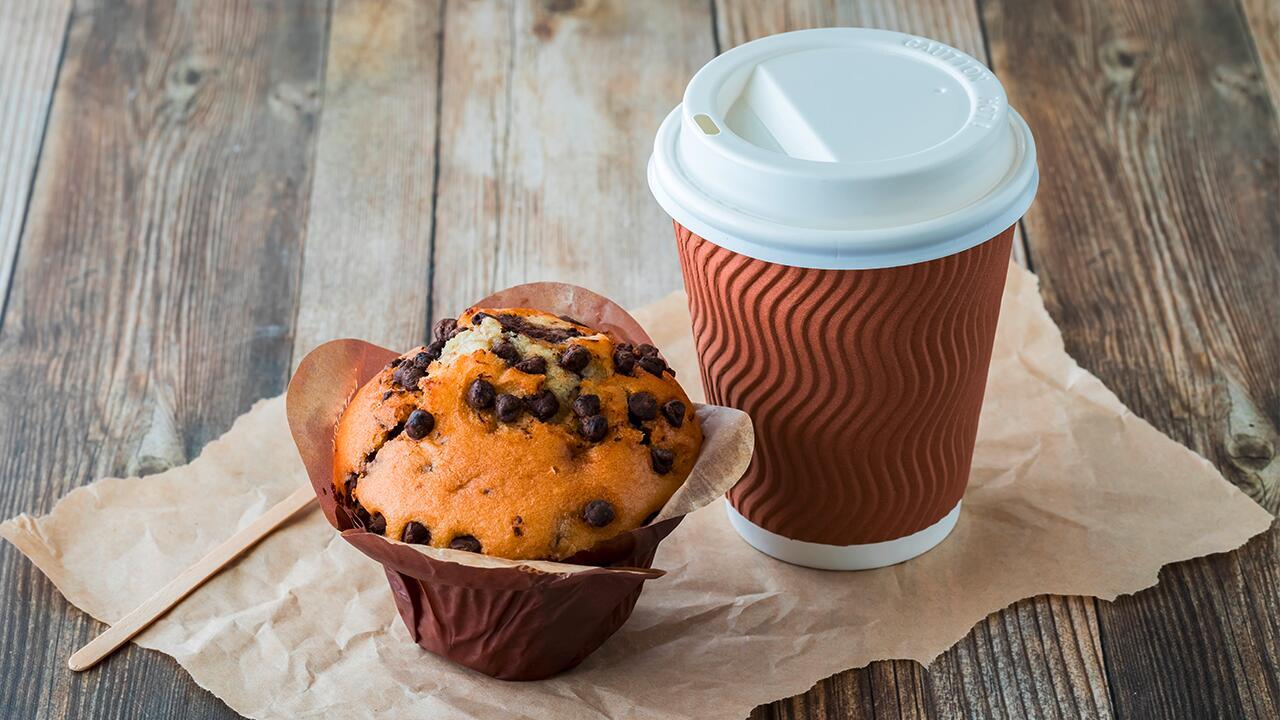 3 Schadstoffe aus Verpackungen, die ins Essen übergehen können 3 Schadstoffe aus Verpackungen, die ins Essen übergehen können