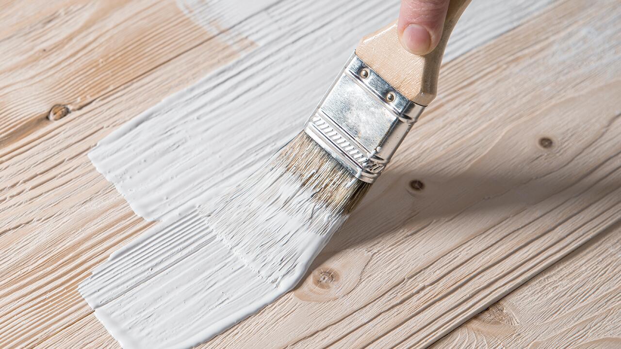 Wasserbasierte Lackfarben im Test: Drei mit Bestnote Wasserbasierte Lackfarben im Test: Drei mit Bestnote